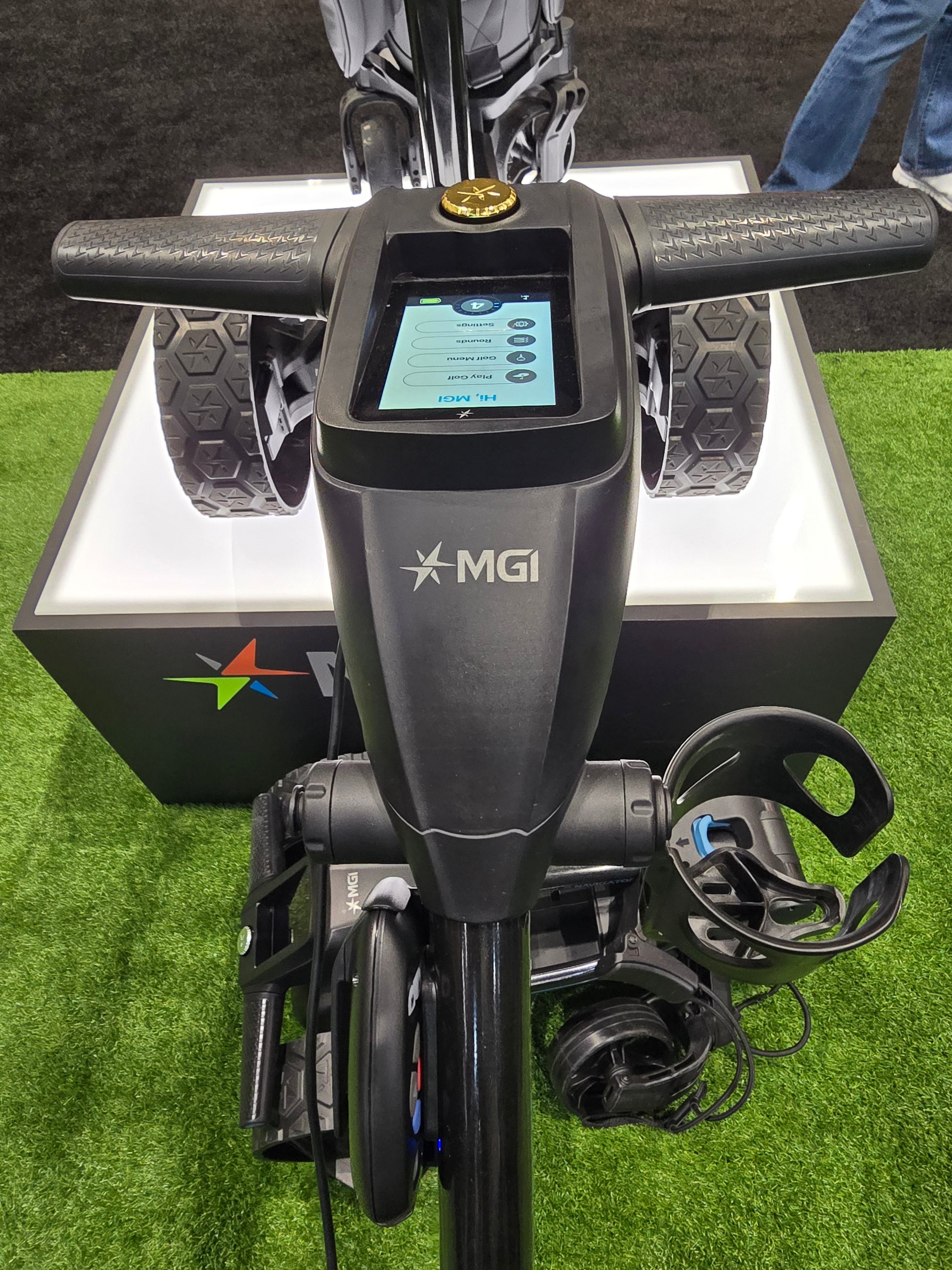 MGI Ai Navigator Halo
